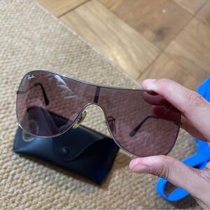 Vintage Original Ray-Ban Shield Sunglasses 🕶️